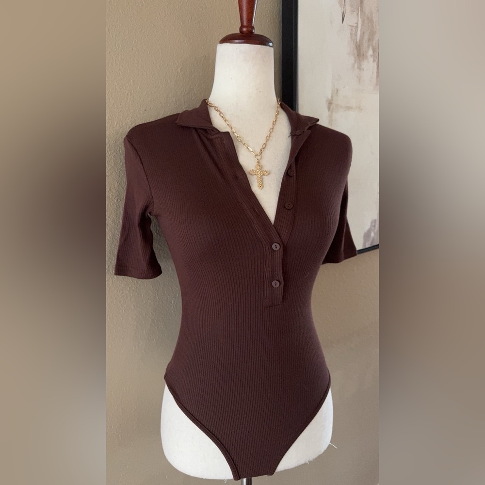 Brown Ribbed Button-Up Bodysuit - Picture 3 of 13